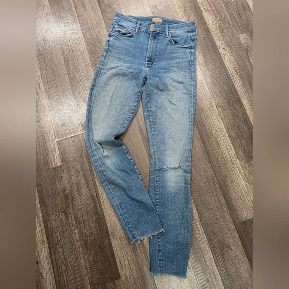 MOTHER Jeans Denim  Looker Ankle Fray Hey Sun Wash 26 Nwot Distressed Boho Y2k - Picture 2 of 16
